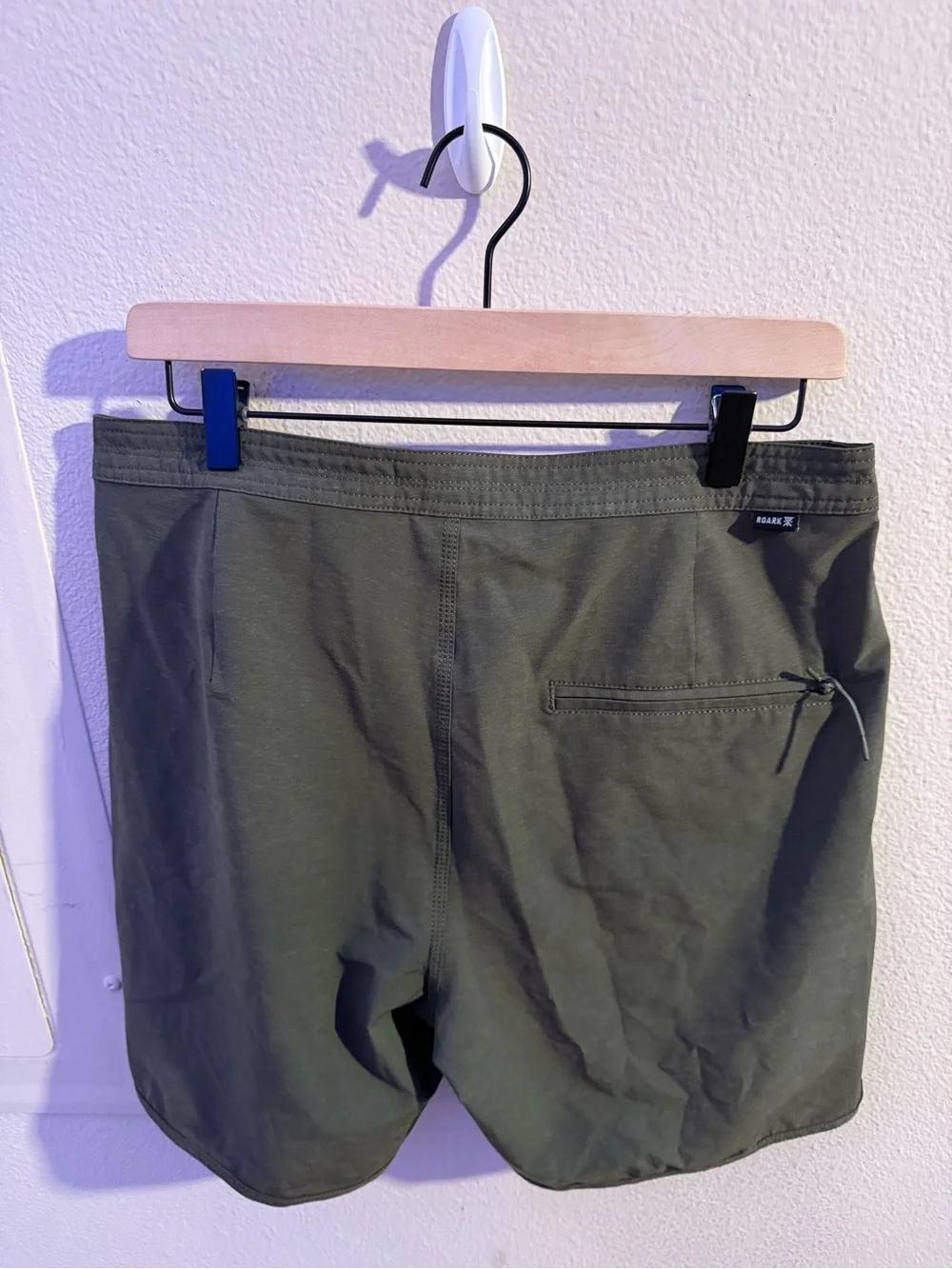 Roark Chiller Floral Skull Board Shorts Olive Green Men’s 31 Swim Trunks